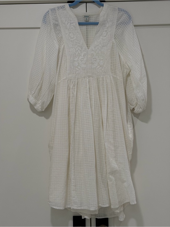 Sundance Dresses & Skirts - Sundance XL White Embroidered Cotton Boho Midi Dress High Low Lined